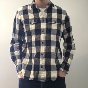 GAP Linen Button Up Long Sleeve - Large